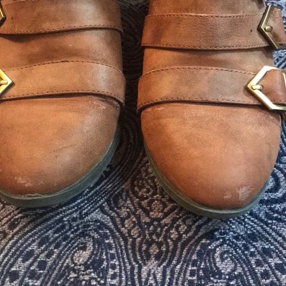Tan bulk ankle boots - Picture 6 of 8